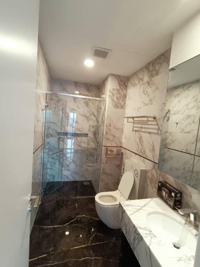 Platinum Suite 2 New Kl Cbd New Luxury Condo With Best Infinity View To Klcc Twin Towers Pool Kuala Lumpur Exterior photo